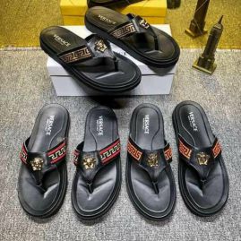 Picture of Versace Slippers _SKU791803601432108